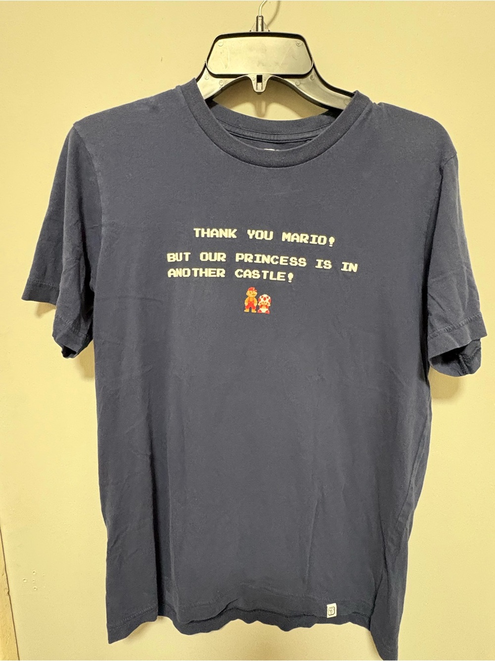 Uniqlo Nintendo Super Mario Bros Graphic Tee Blue Size Small